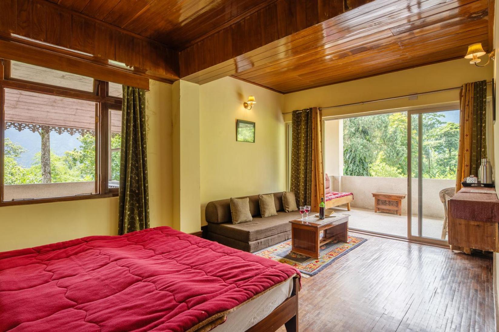 La Ipsing Farm By Stayvista - 3 Bhk Villa With Balcony, Mountain View, Indoor Games, And Pet Friendly Samdong Ngoại thất bức ảnh