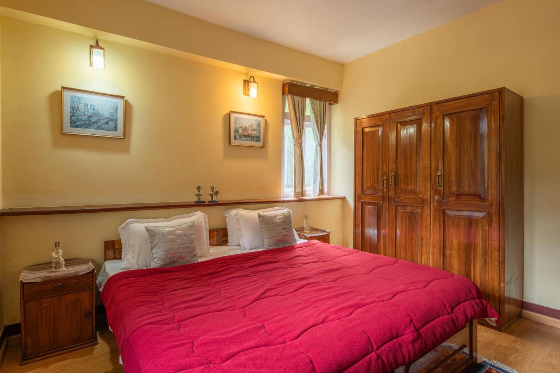 La Ipsing Farm By Stayvista - 3 Bhk Villa With Balcony, Mountain View, Indoor Games, And Pet Friendly Samdong Ngoại thất bức ảnh